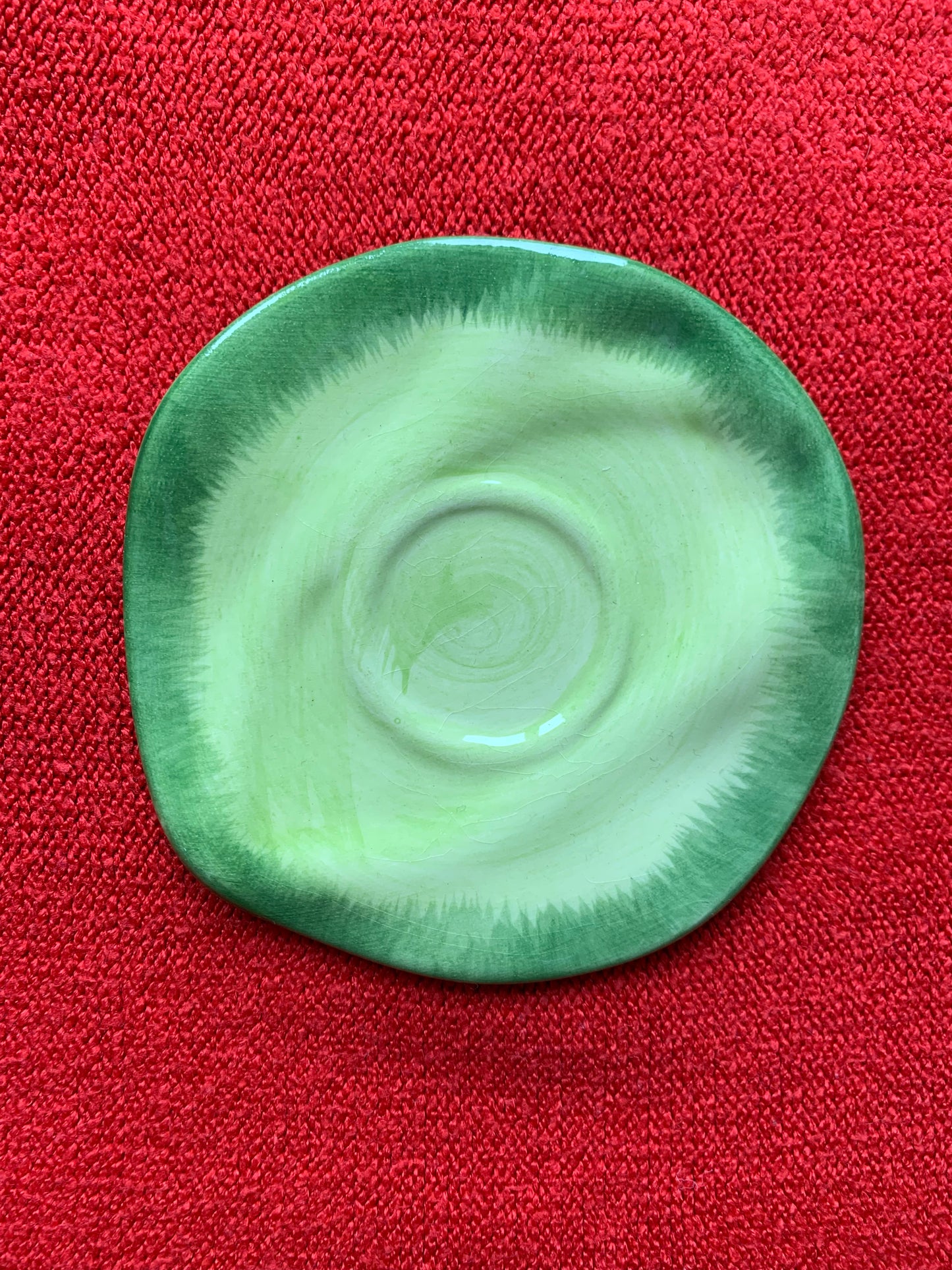 Petite tasse fleur avec son assiette