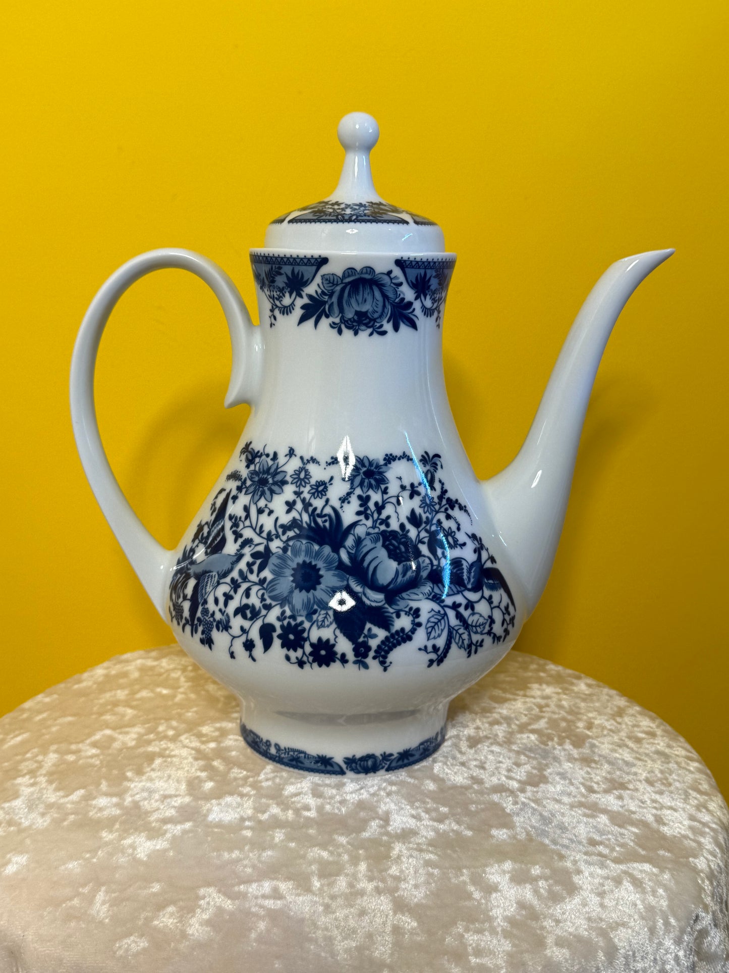 Théière en porcelaine ancienne motif bleu fleuri Kahla Made in Germany