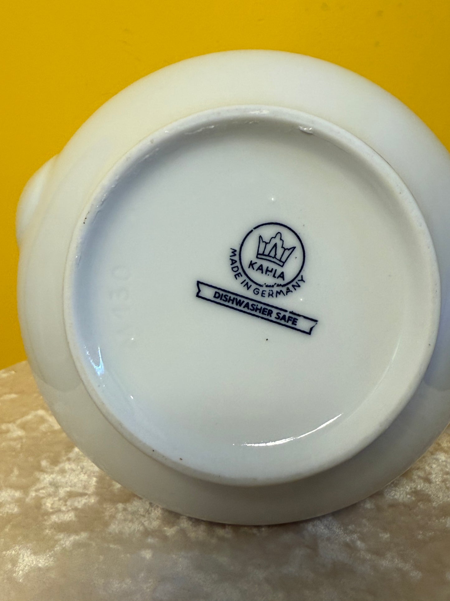 Théière en porcelaine ancienne motif bleu fleuri Kahla Made in Germany