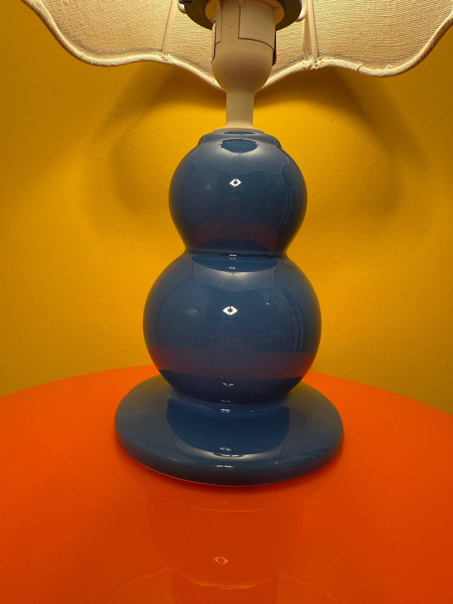 Lampe Mathias pied boules bleues en céramique avec abat jour-vintage