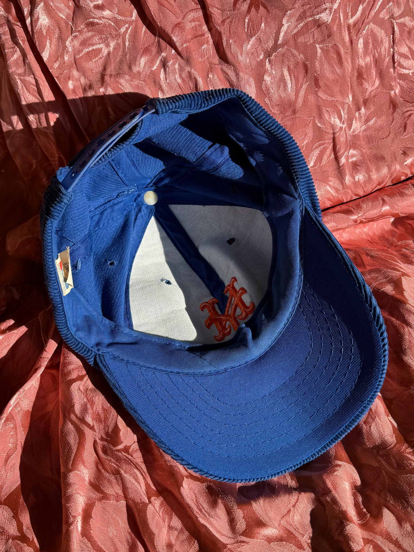 Casquette New York Major League Baseball velours bleu broderie orange T.U