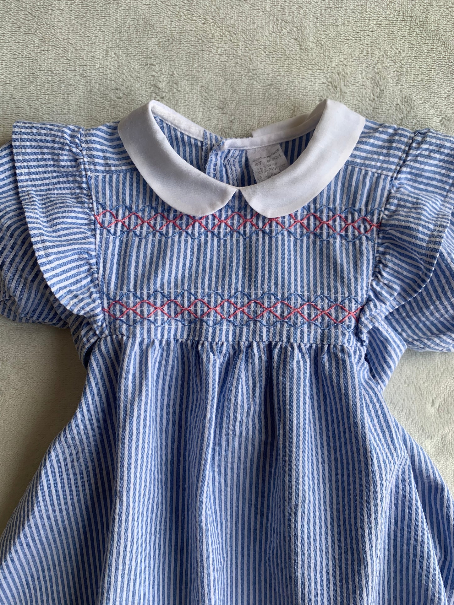 Robe vintage nouée dans le dos vintage T.6 mois