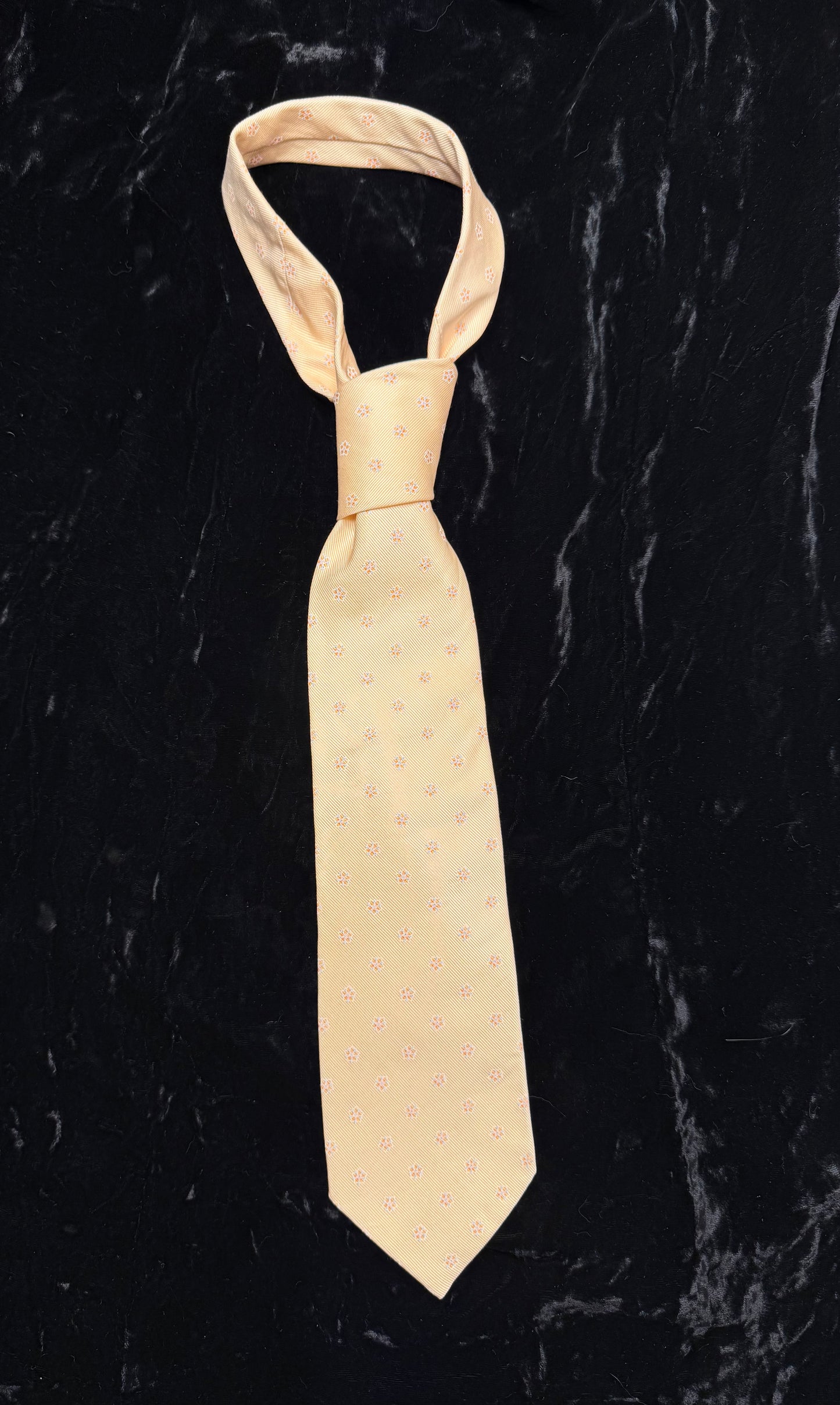 Cravate Bevilacqua fleurie