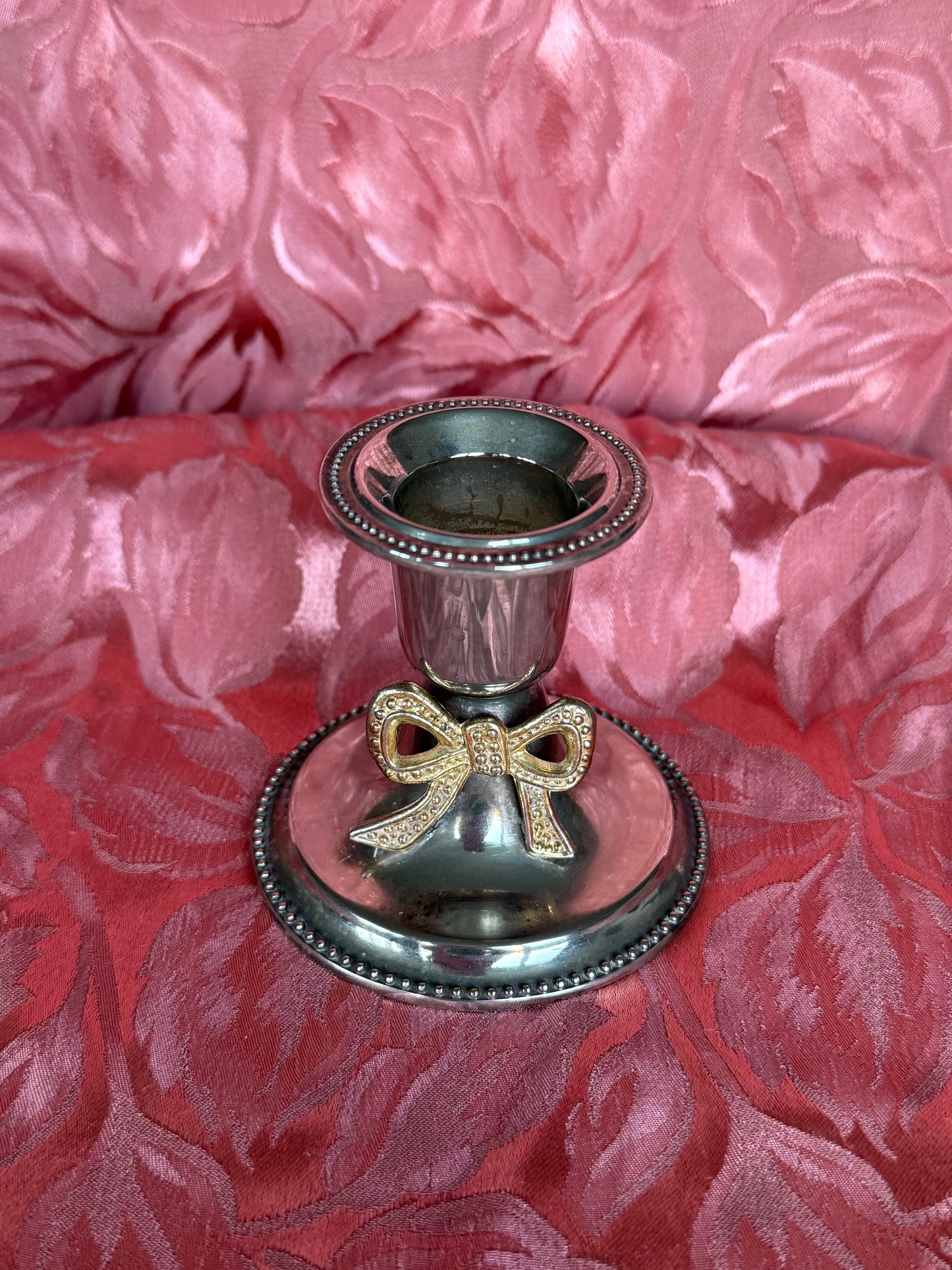 Bougeoir vintage en métal argenté et noeud doré