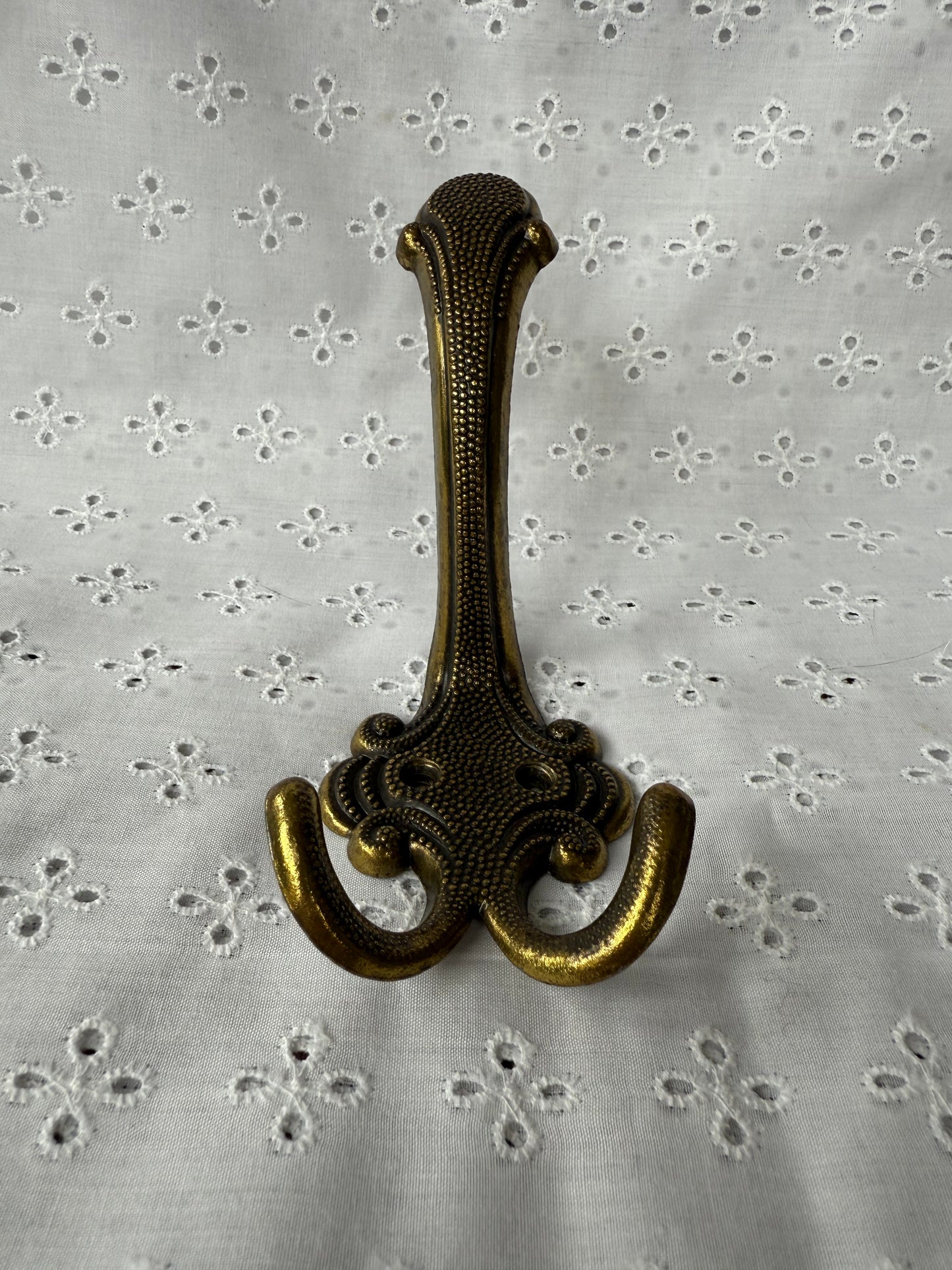Porte-manteau mural vintage en laiton