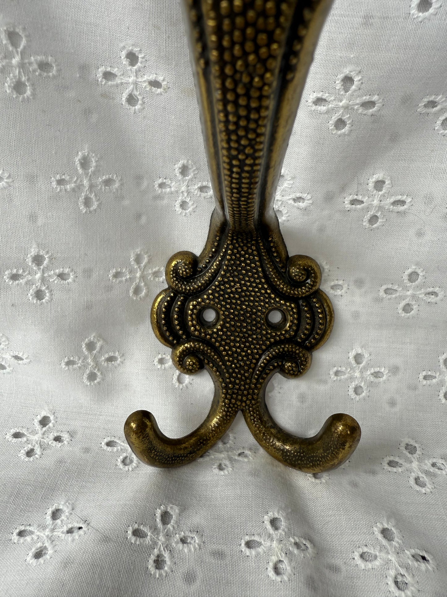Porte-manteau mural vintage en laiton