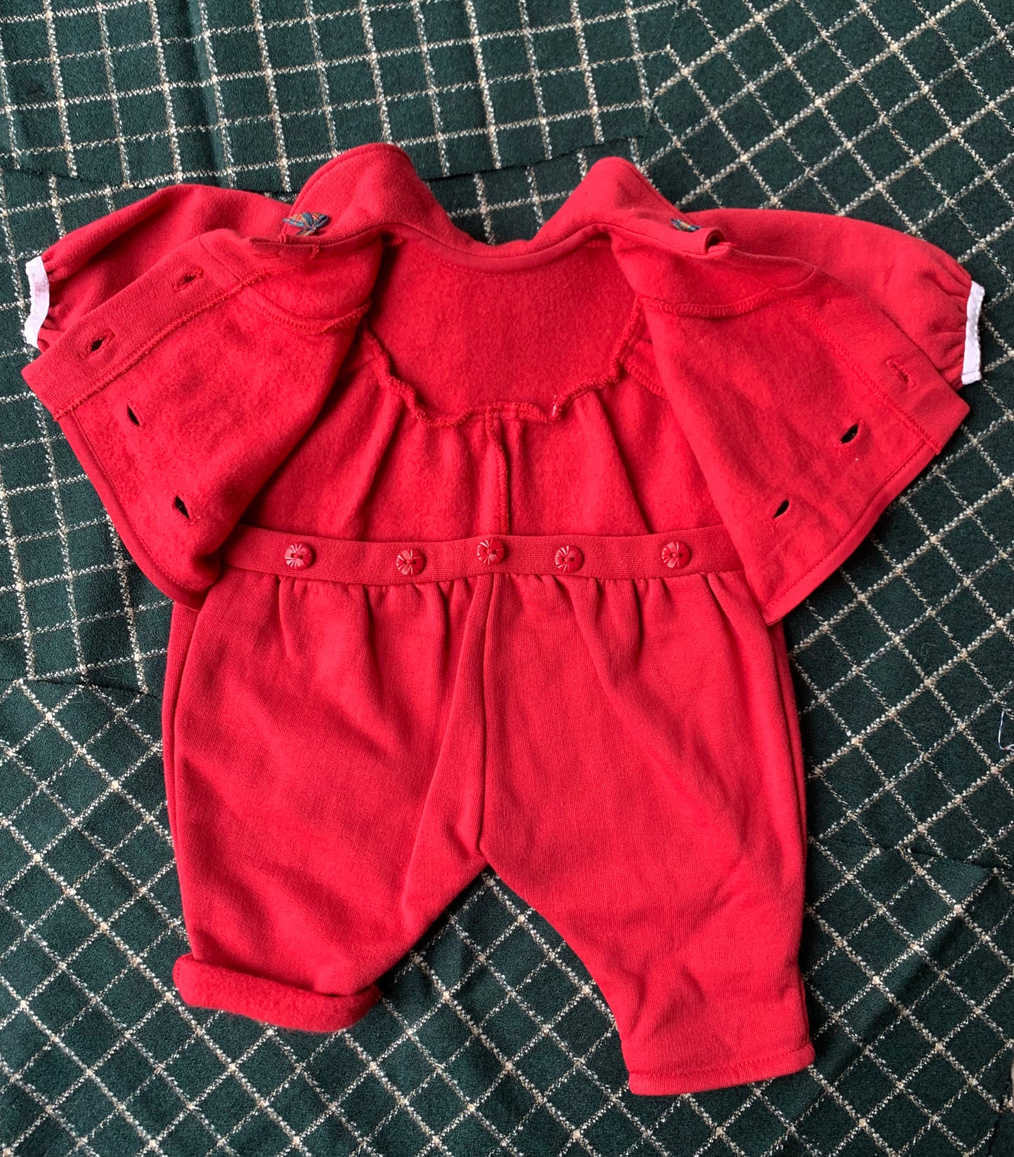 Combinaison rouge avec petits noeud 1000 câlins T.1 mois