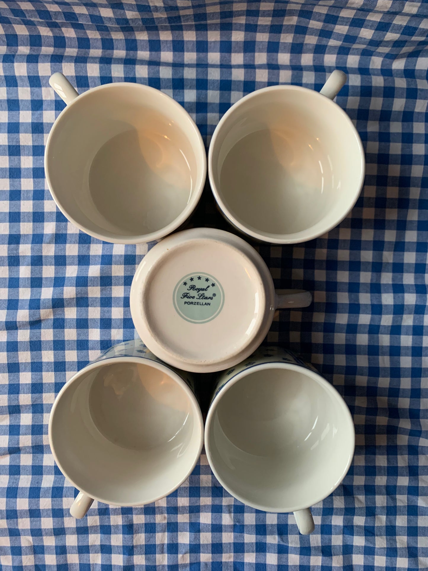 Cinq tasses thé / café en porcelaine avec leurs assiette Royal Five Stars