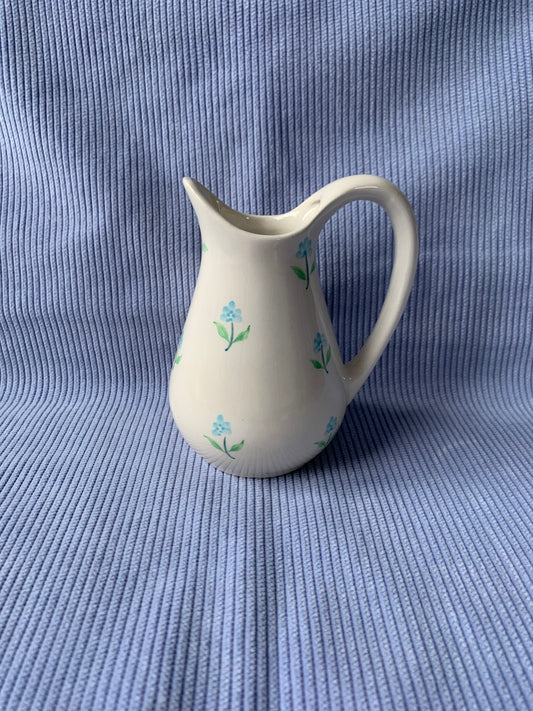 Petit pot à lait fleuri en céramique