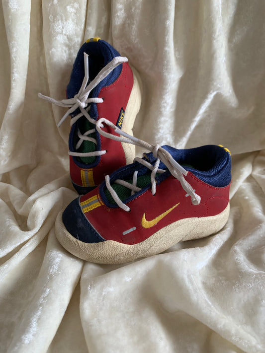 Sneakers Nike à lacets bébé T.22