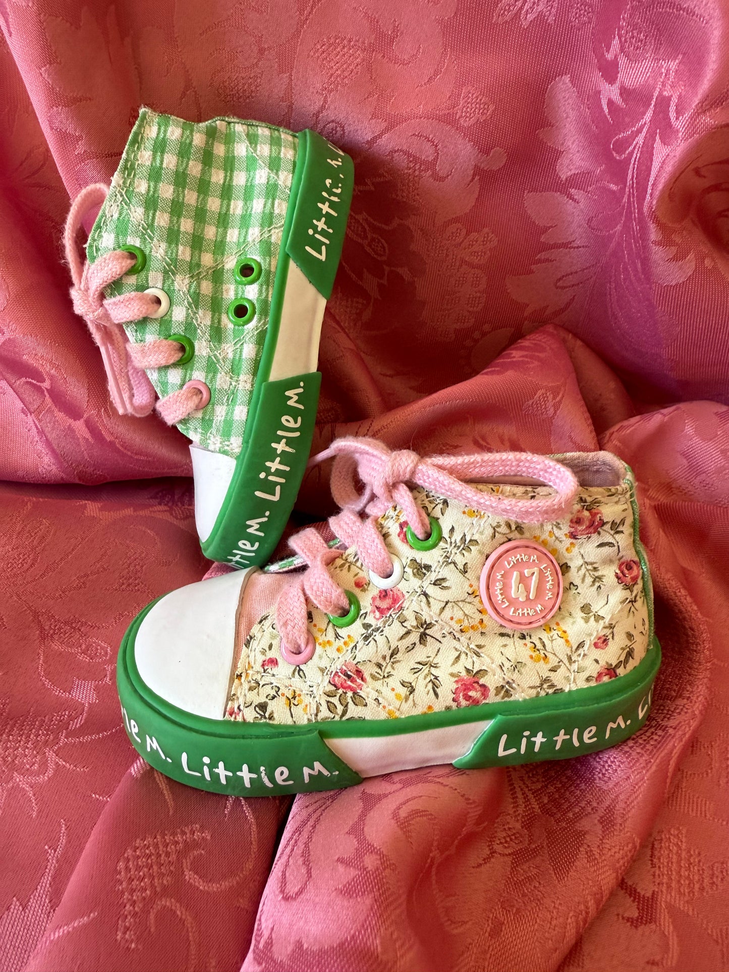 Baskets à motifs carreaux et fleurs Little Mary T.19