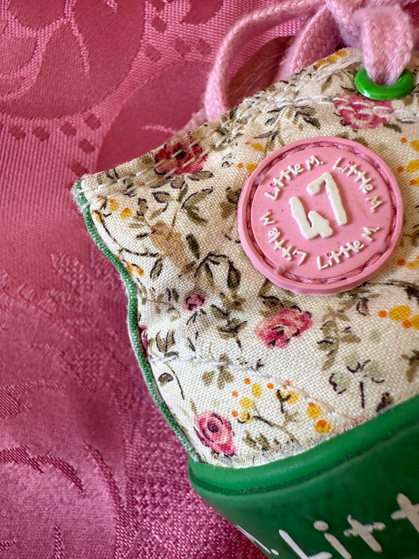Baskets à motifs carreaux et fleurs Little Mary T.19