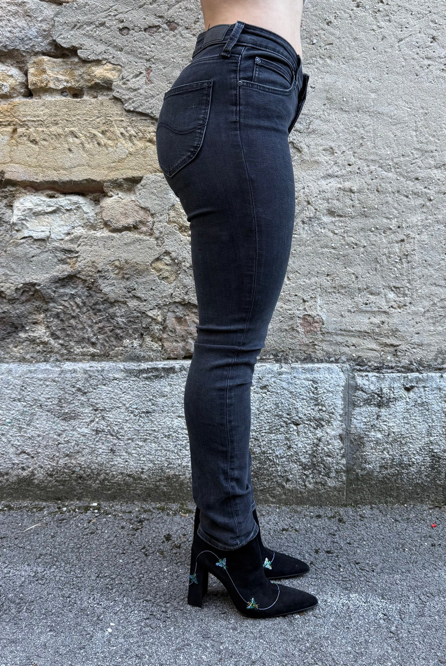 Jean slim noir ELLY par Lee T. W27 L31