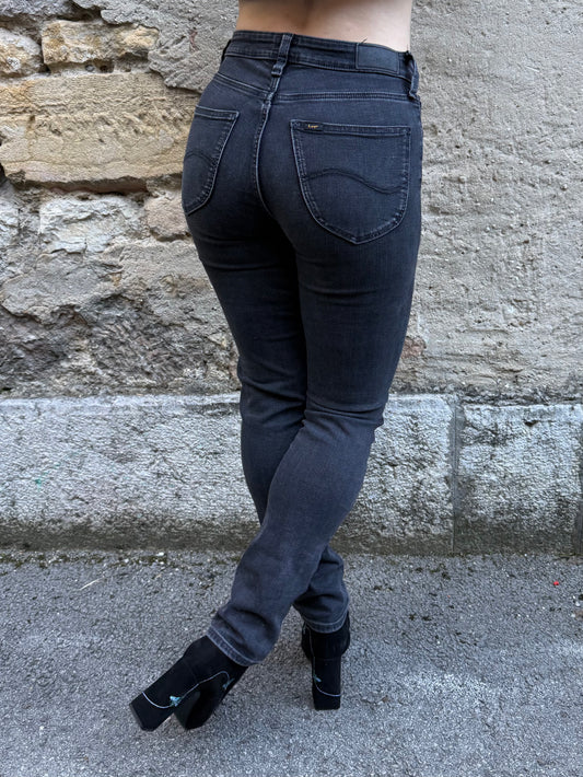 Jean slim noir ELLY par Lee T. W27 L31