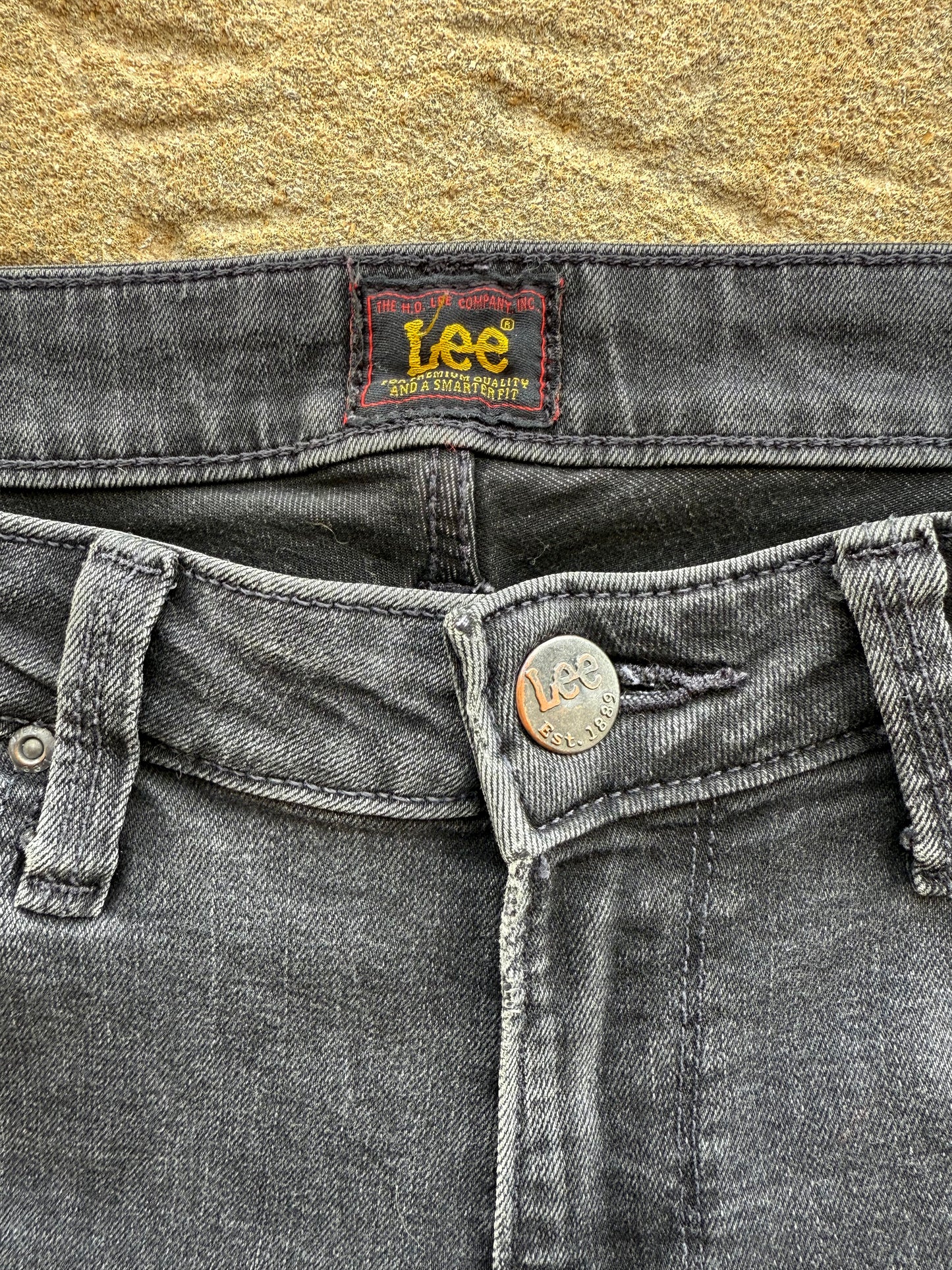 Jean slim noir ELLY par Lee T. W27 L31