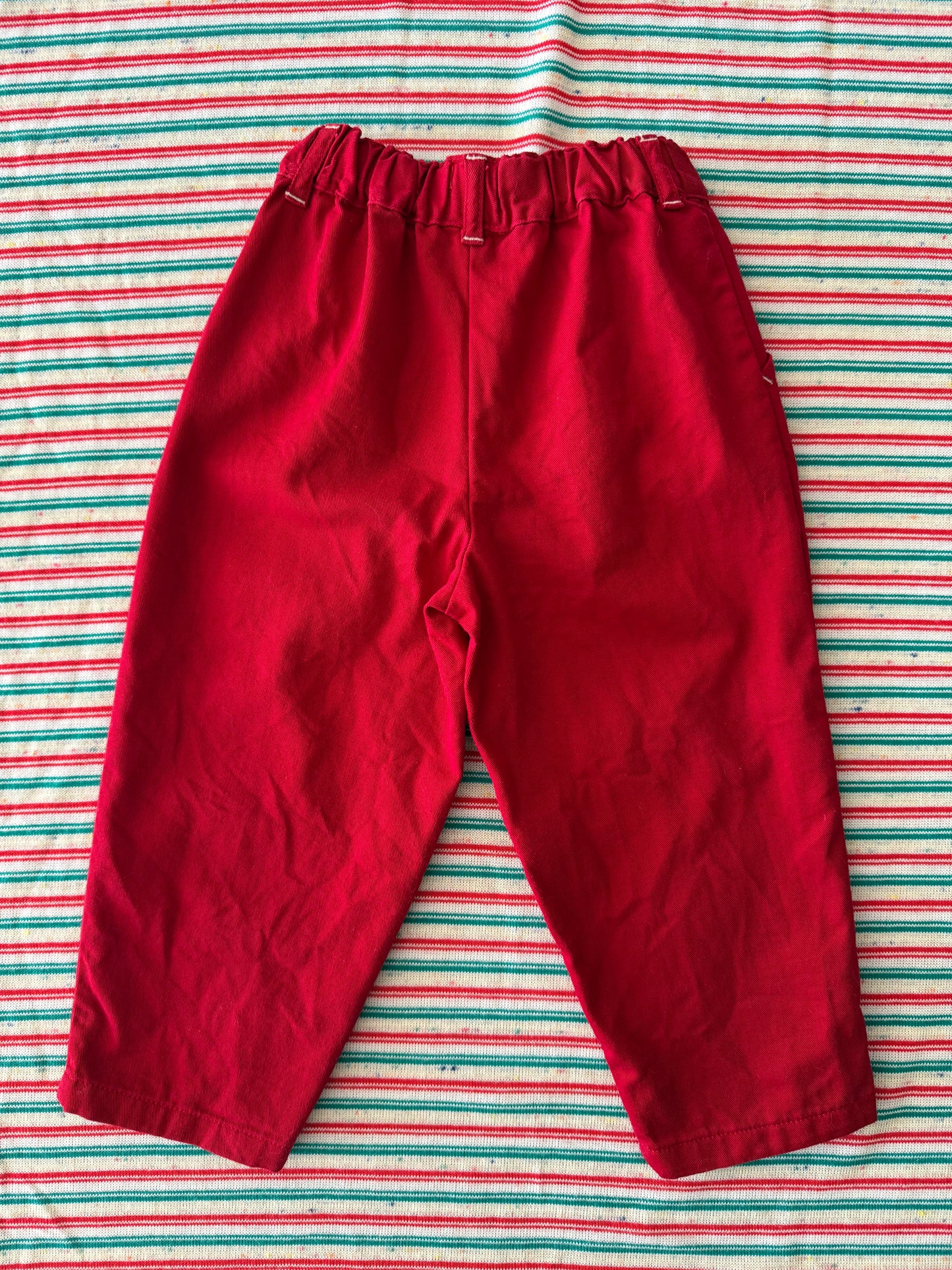 Pantalon rouge Eastern Pacific T.3 ans