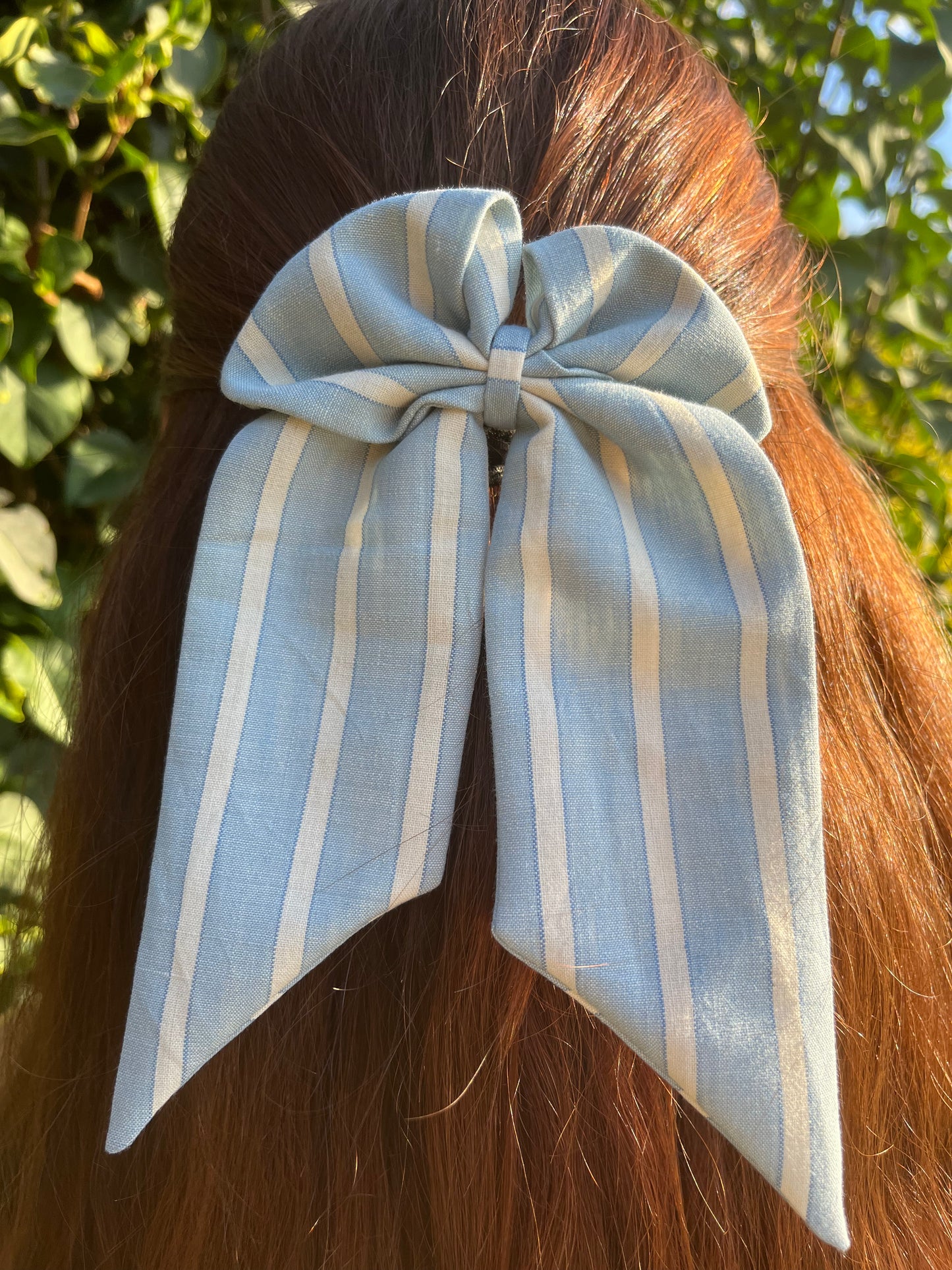 Noeud cheveux rayé bleu & blanc