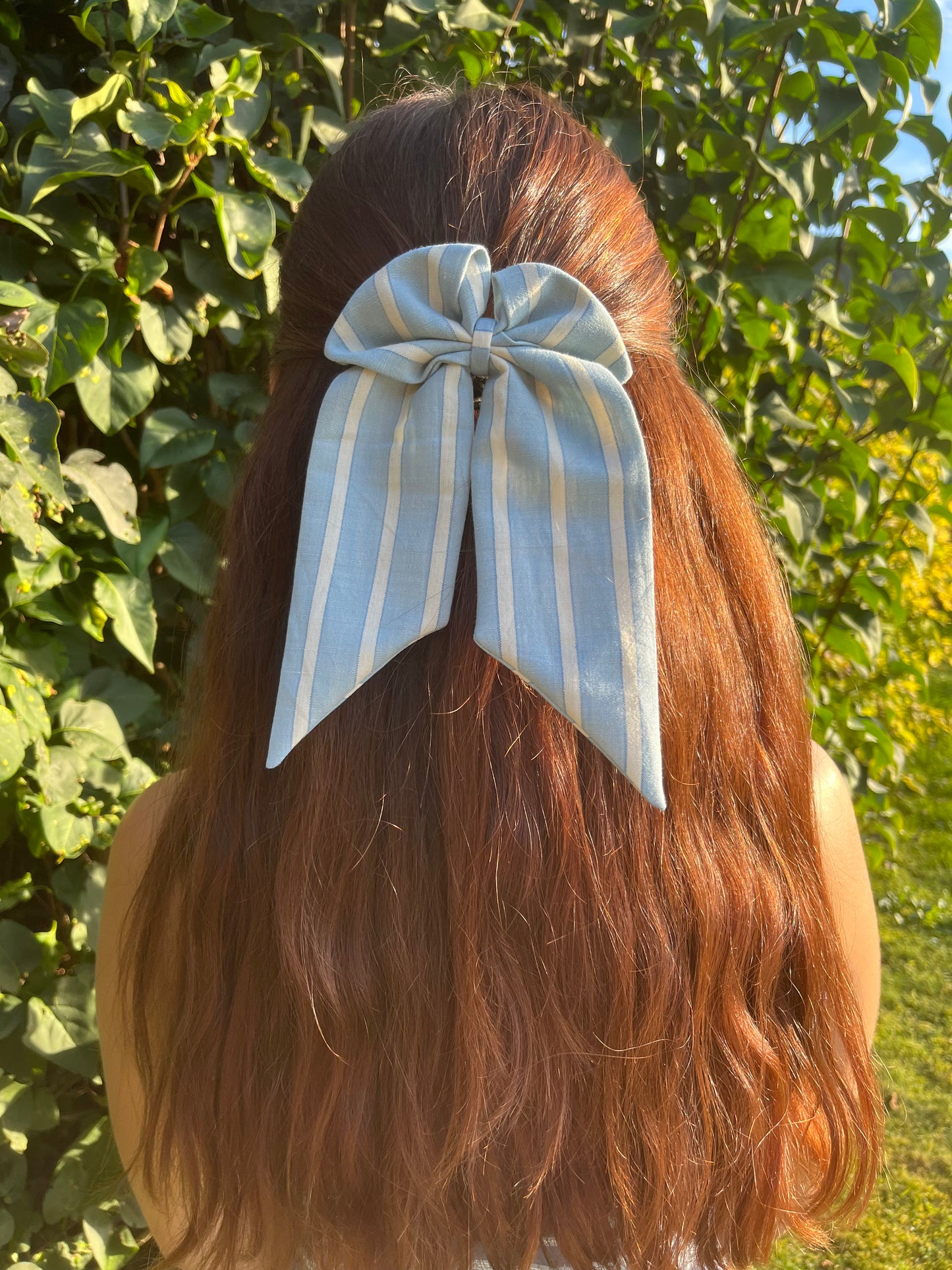 Noeud cheveux rayé bleu & blanc
