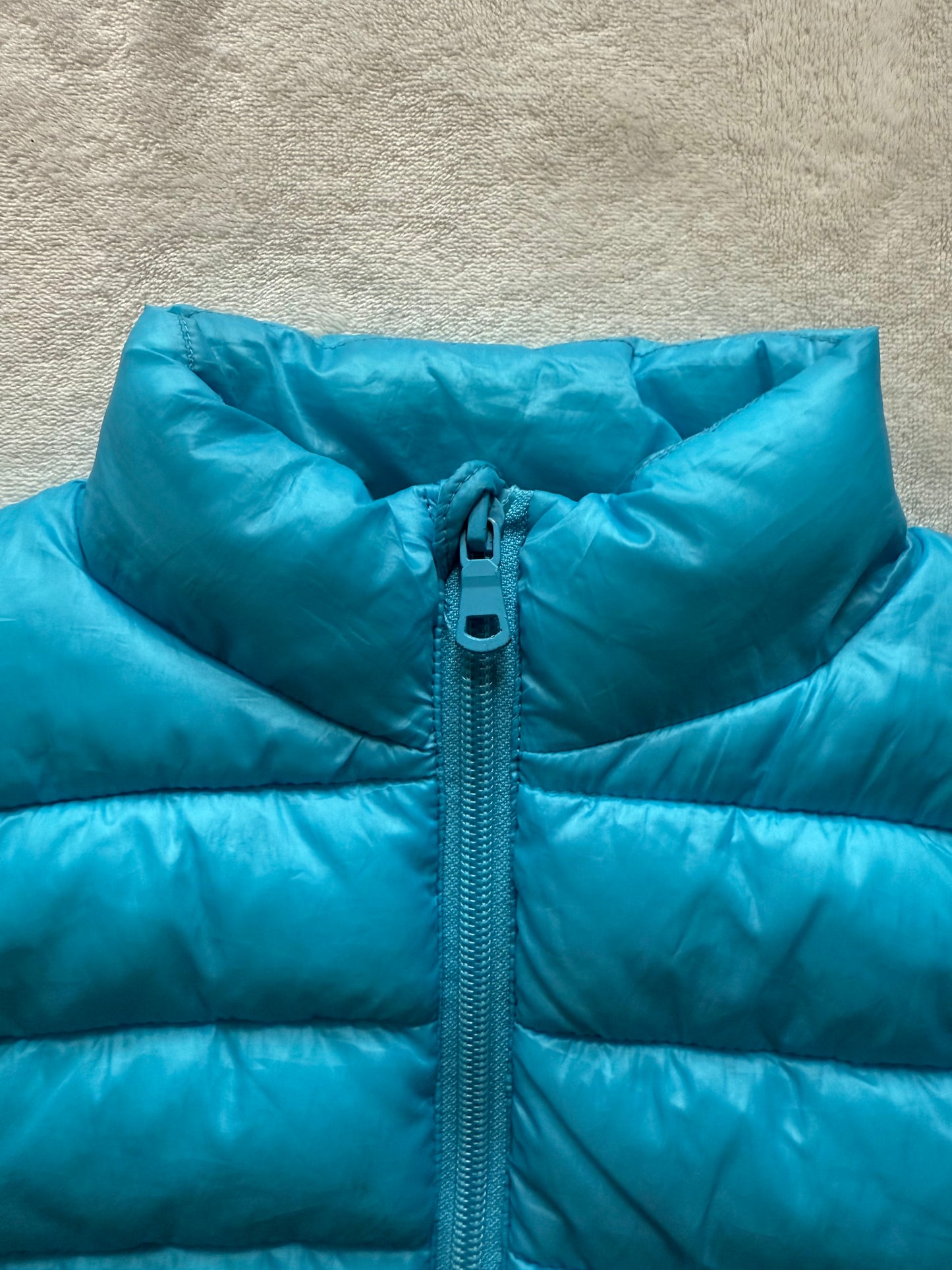 Doudoune bleue sans manches T.6-8 ans