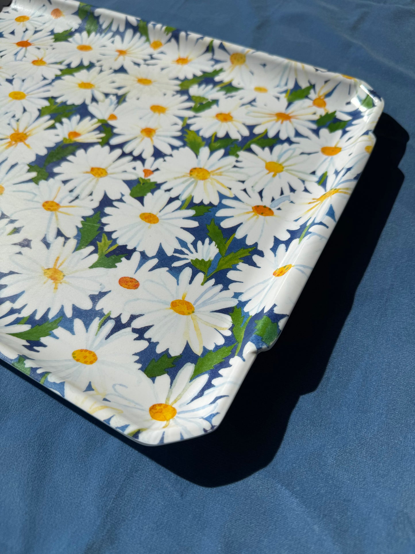 Plateau vintage mélaminé marguerites made in Italy