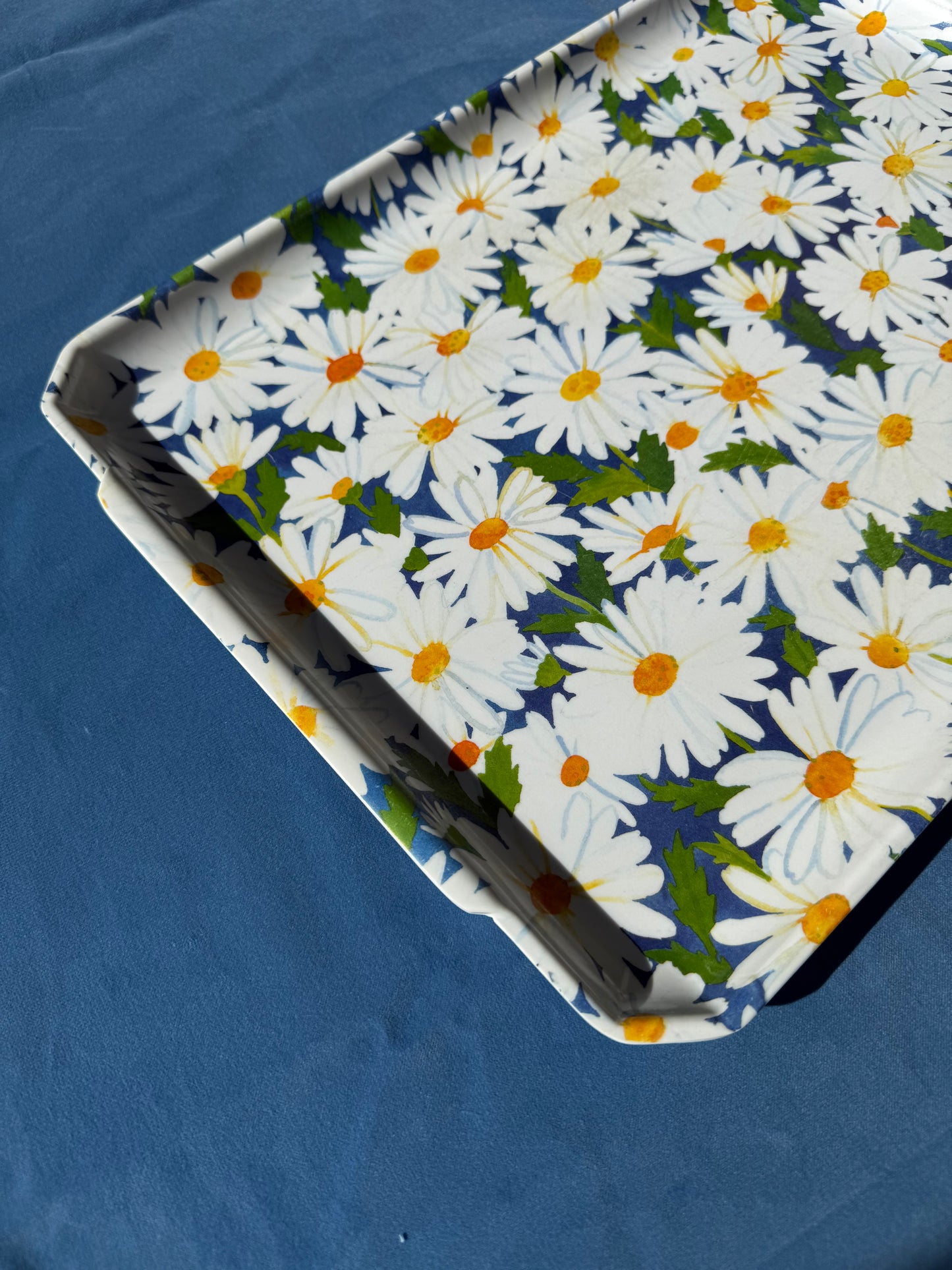 Plateau vintage mélaminé marguerites made in Italy