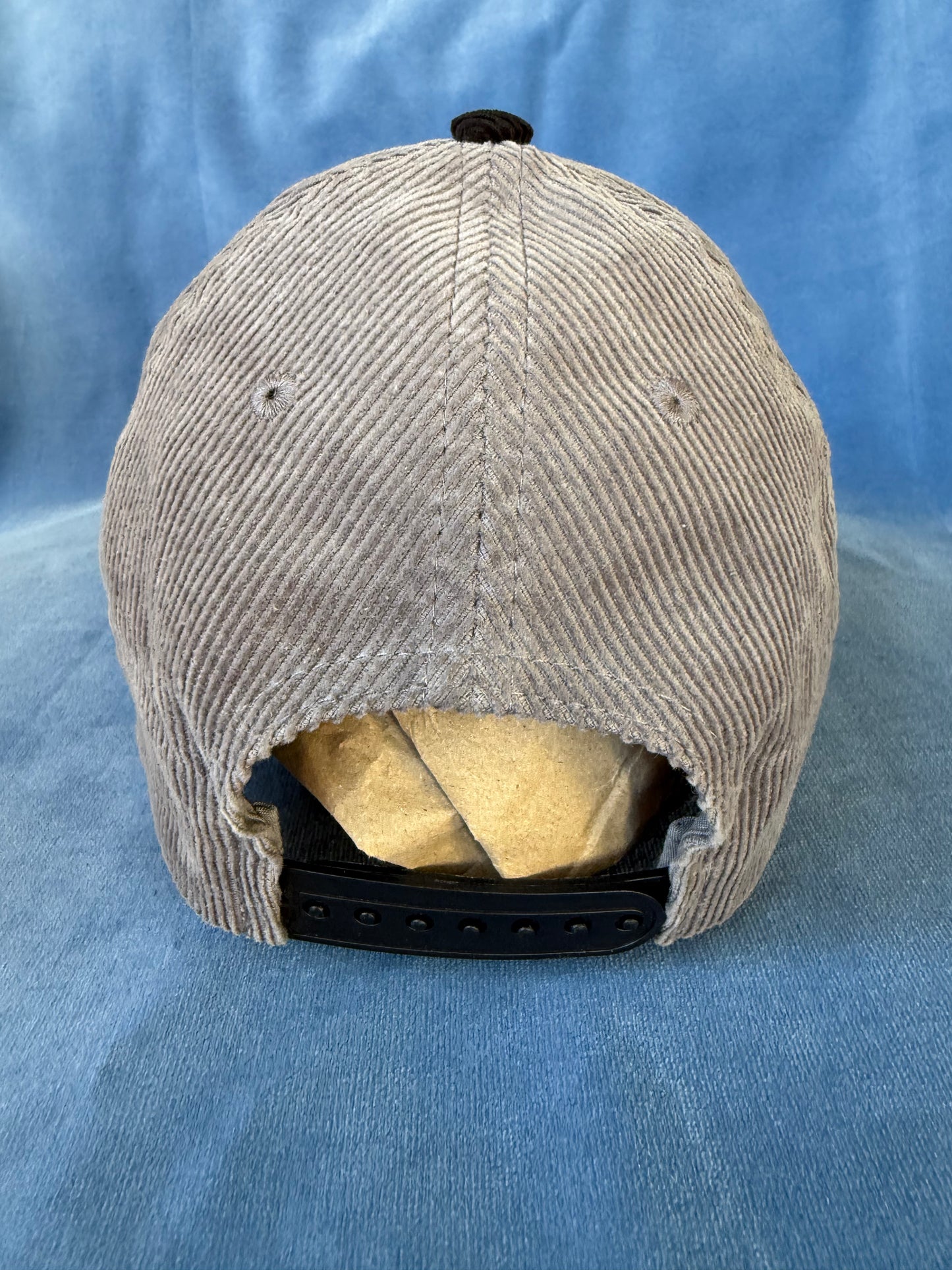 Casquette Kaporal University en velours côtelé noire et grise T.U