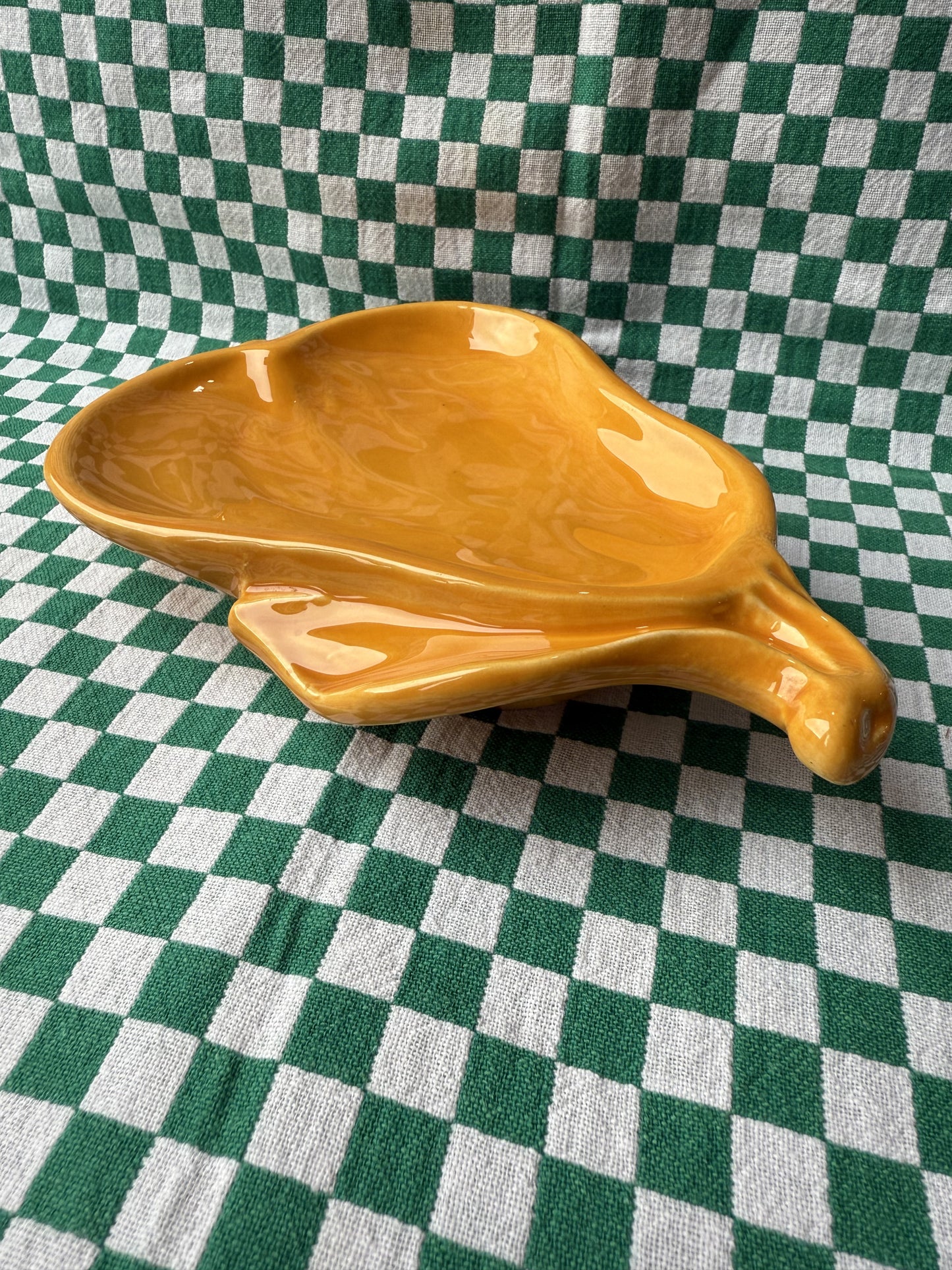 Coupelle / vide poche poire en céramique