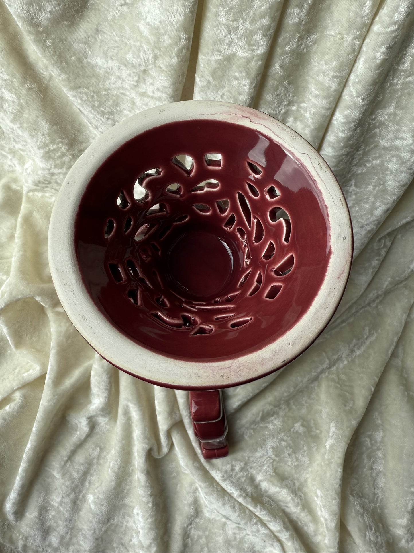 Pichet / vase bordeaux en céramique