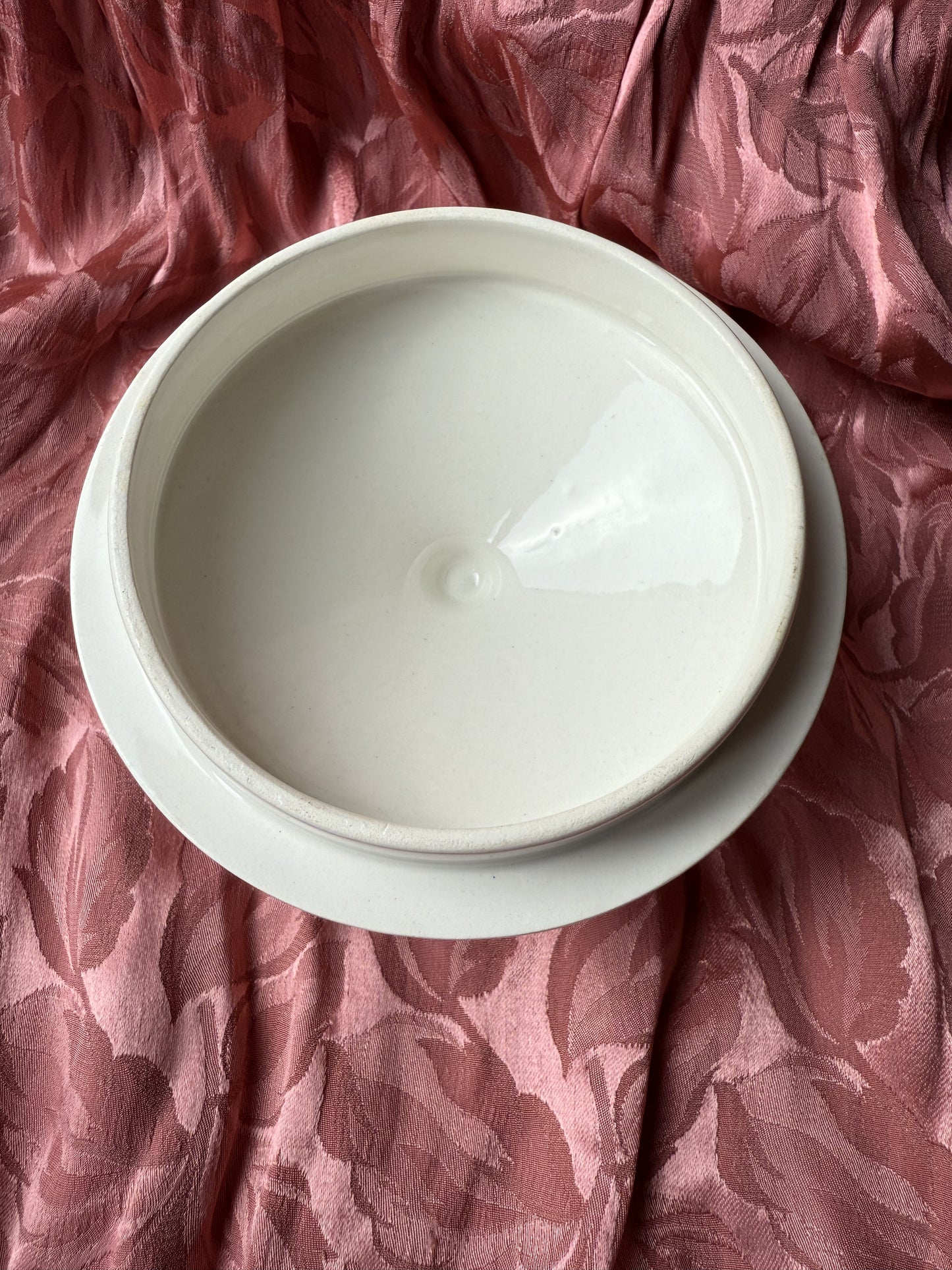 Théière en porcelaine Gien France modèle "Chevreuse"