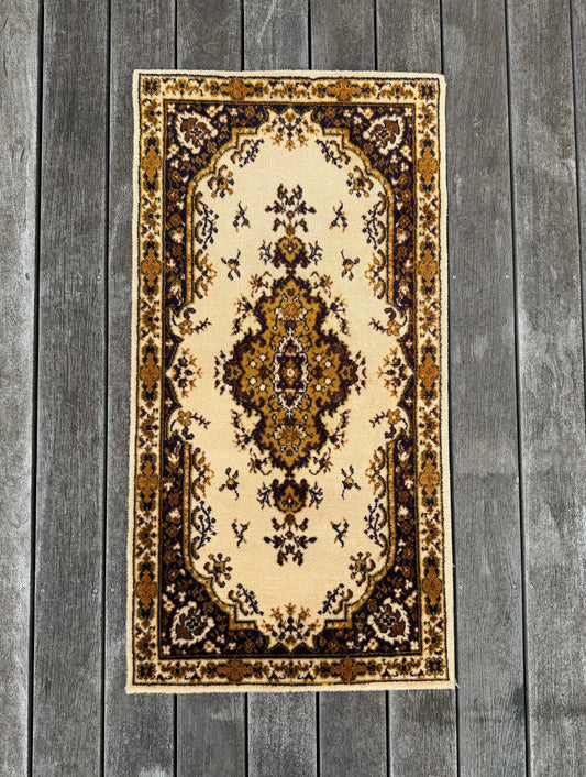 Grand tapis rectangle vintage 1,28m x 0,66m