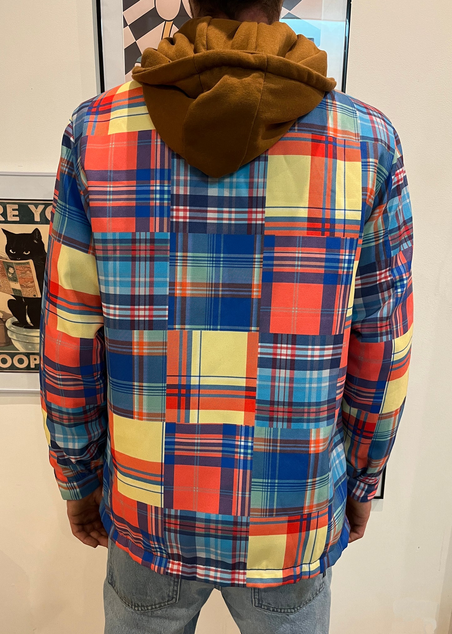 Veste colorée à carreaux avec capuche T.L